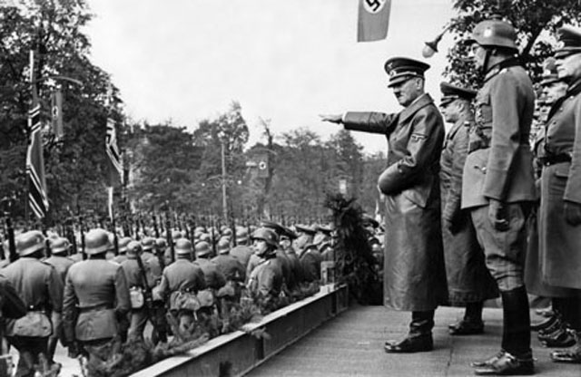 Hitler in Warsaw