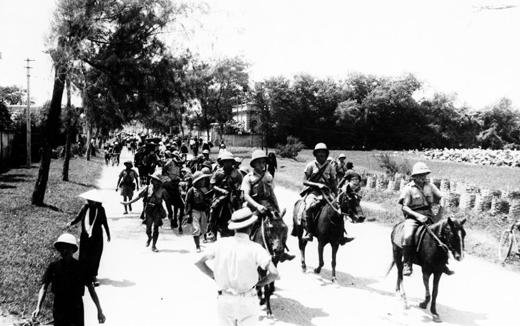 French colonial forces move out of Haiphong