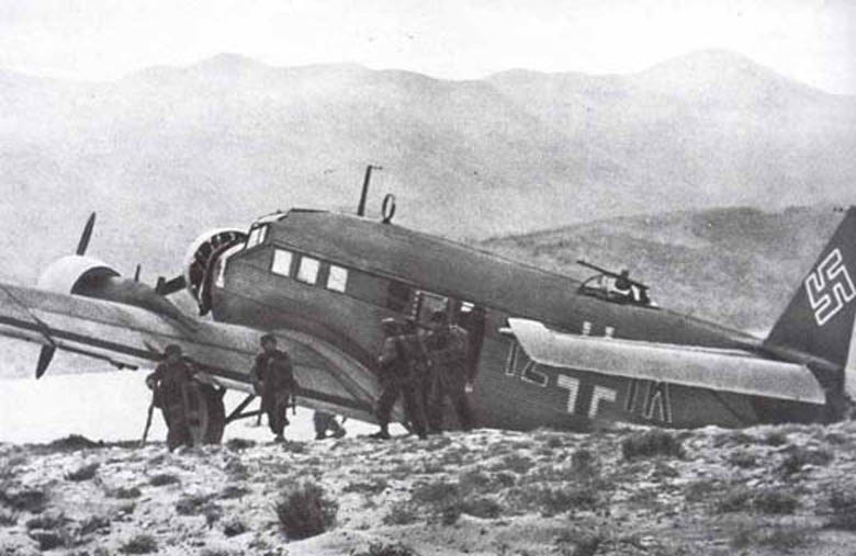 Ju-52 Transport in Crete