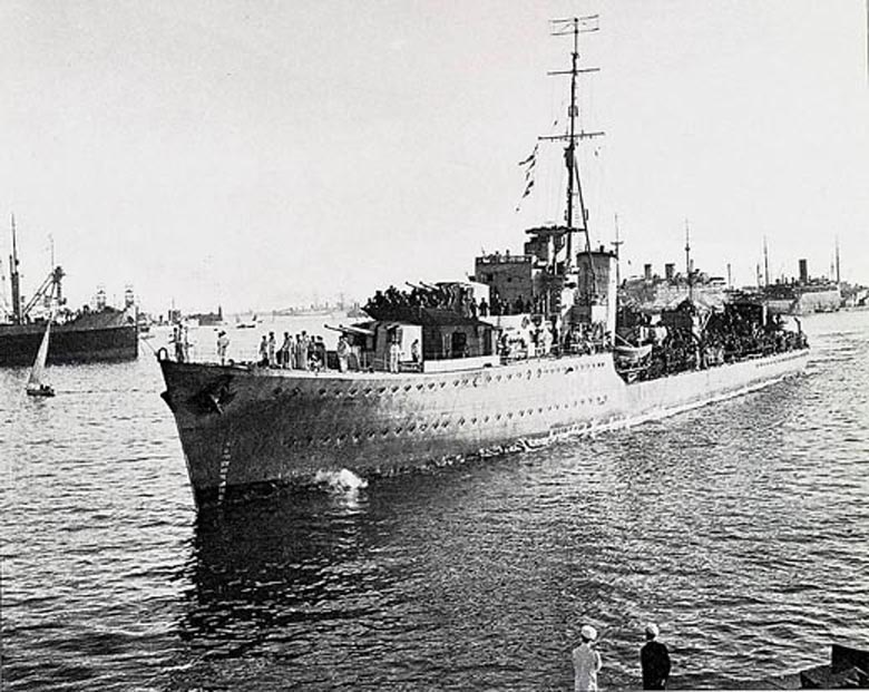 Destroyer with Crete Evacuees