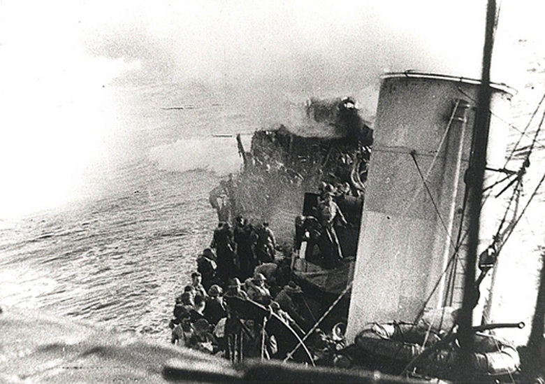 Sinking Australian Destroyer <i>Waterhen</i>