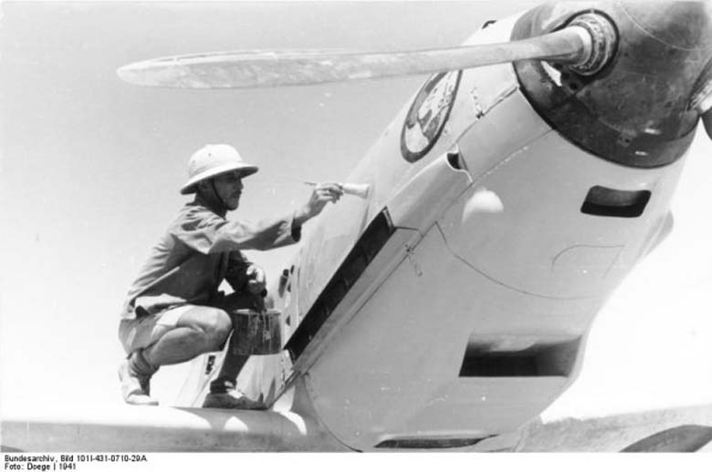 Australian Pilot Clive Caldwells P-40 'Tomahawk'