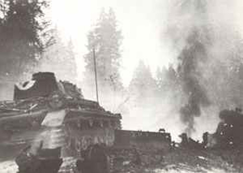 German Tank Spearheads Are Closing the Vyazma Pocket