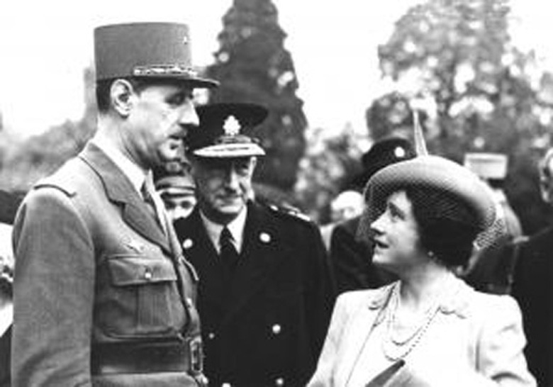 Queen Elizabeth and Gen De Gaulle