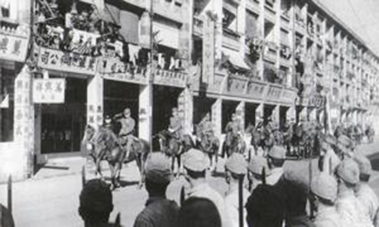 Japanese troops march on Queen's Road, Hong Kong