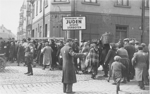 Auxiliary Jewish Police Force in the Lodz Ghetto