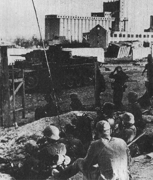 German troops and a Panzer III