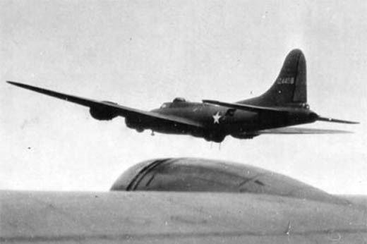 B-17F Flying to Rabaul