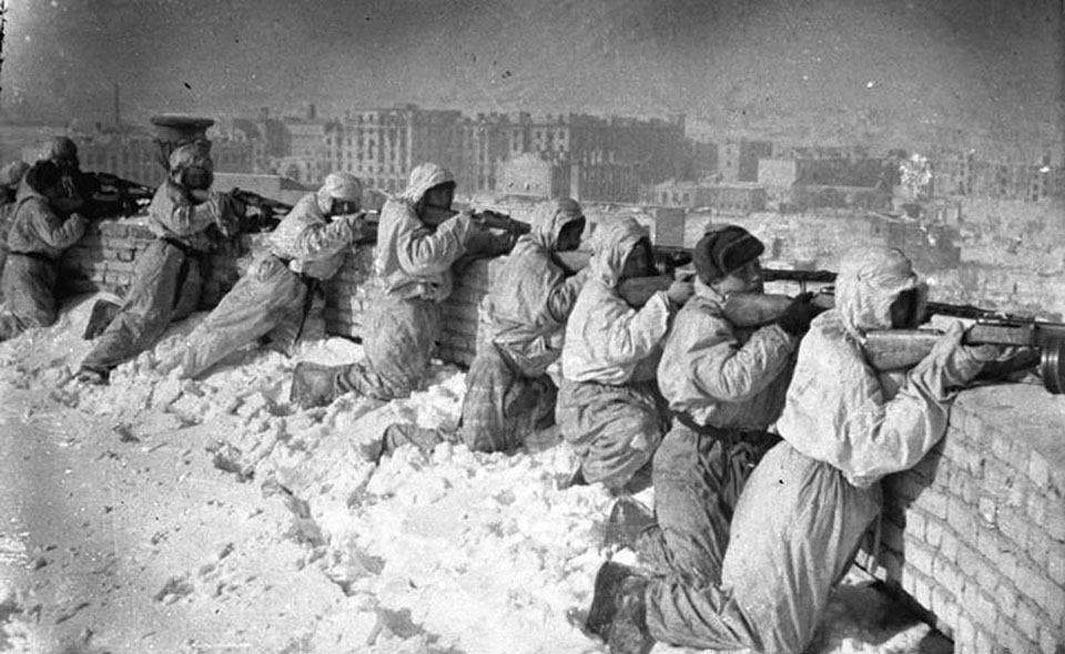 Soviet Soldiers in Stalingrad