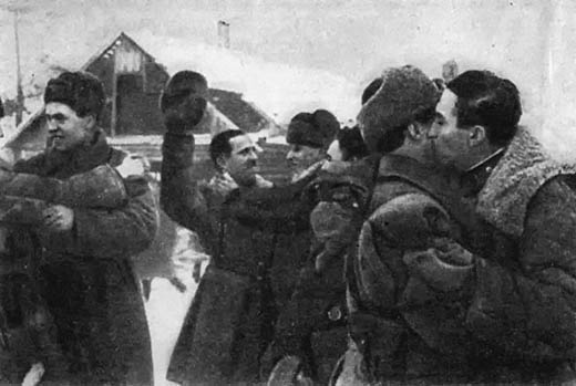 Soldiers From Two Fronts Meet