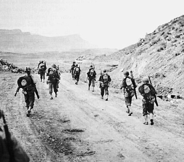 US Soldiers on the March