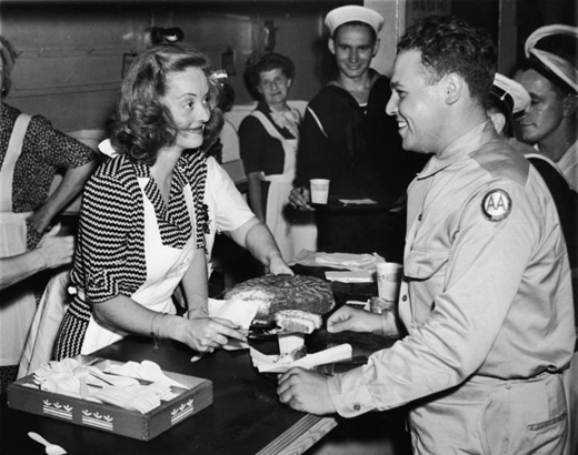 Bette Davis Serving American Soldiers