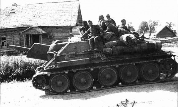 Soviet SU-122 ~ Prokhorovka