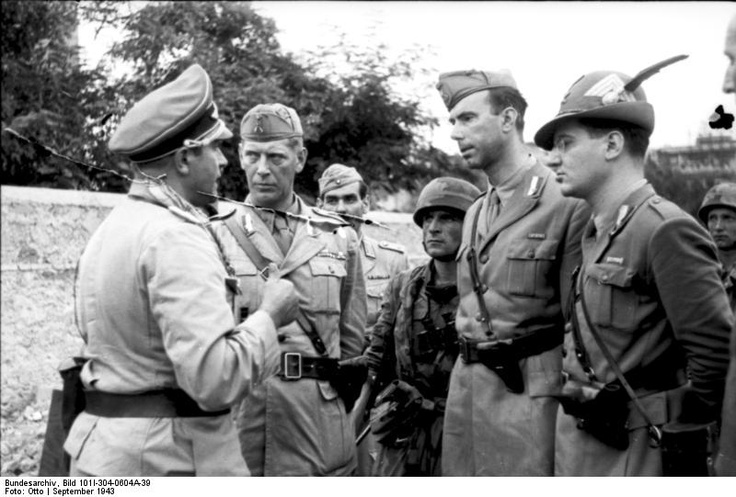 Italian Officers Captured