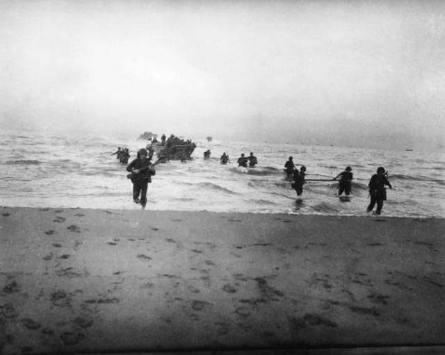 US Riflemen Wade Toward the Beach at Paestum