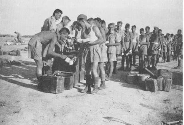 New Zealanders Lining Up to Eat