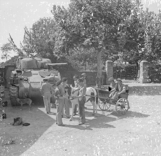 Tank Crew Chat with RAMC Personnel