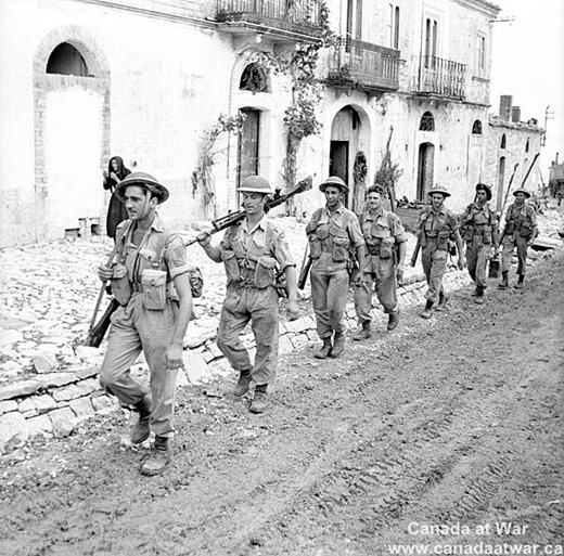 Canadian Soliders in Italy