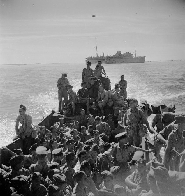 New Zealand Soldiers Arrive at Taranto