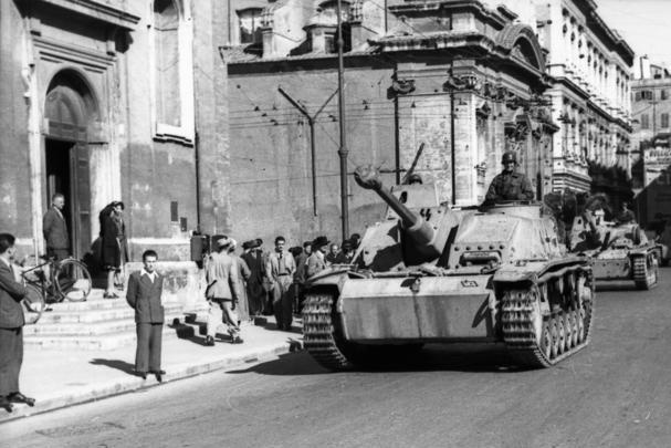 <i>SS Panzer Division Reichsfhrer</i> in Rome