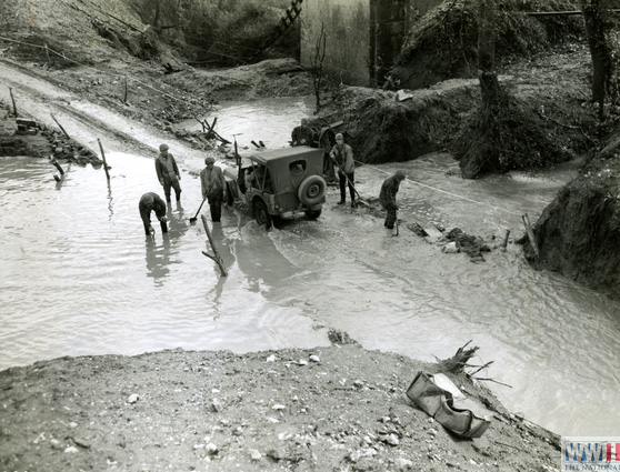 US Engineers Clear a By-pass