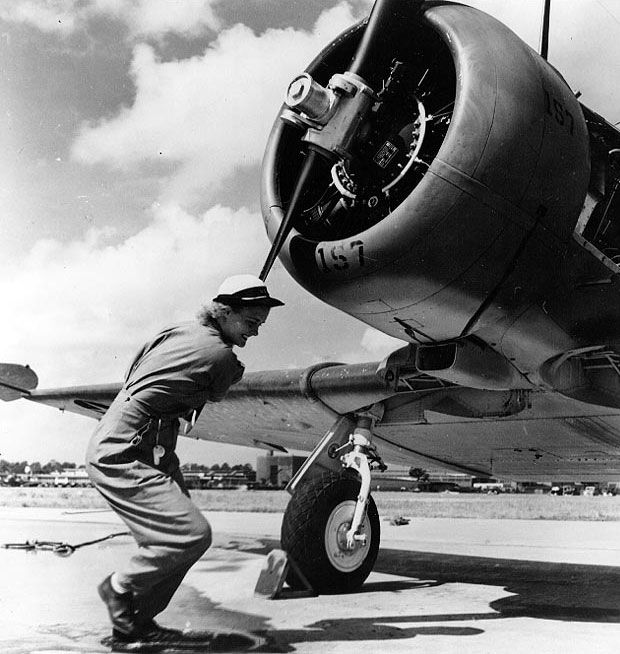 Wave Turning a Radial Engine