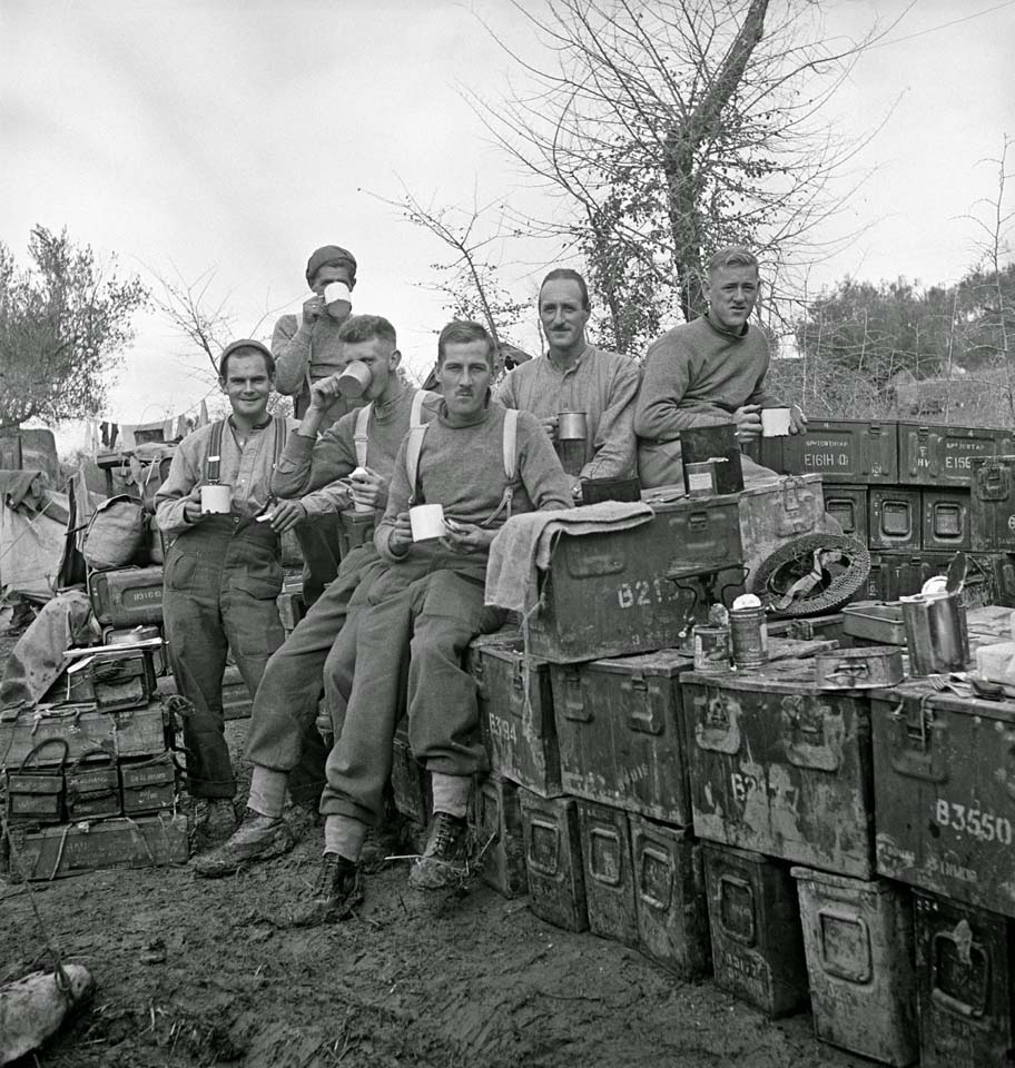 NZ Soldiers Take a Break