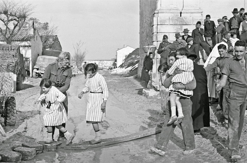 Kiwi Soldiers Fraternizing with Orphan Children