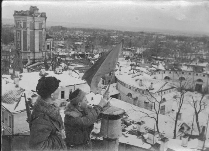 Raising a Flag in Leningrad