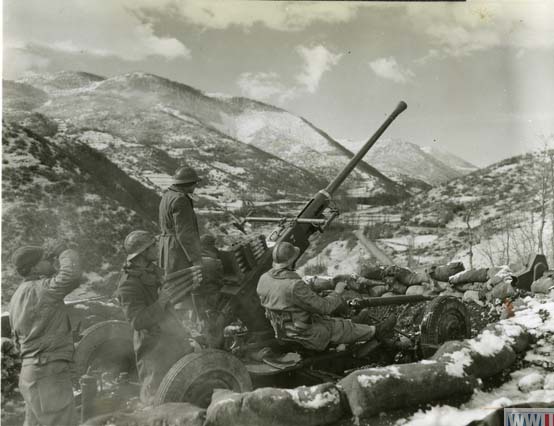 French Anti-Aircraft Crew in Cerro Grosso