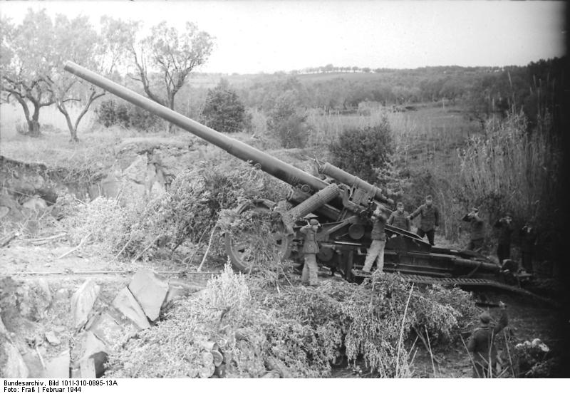 German 17cm Kanone 18