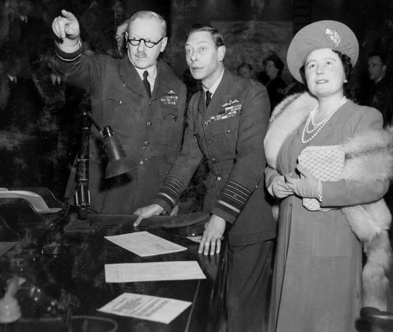 The King and Queen at Bomber Command HQ