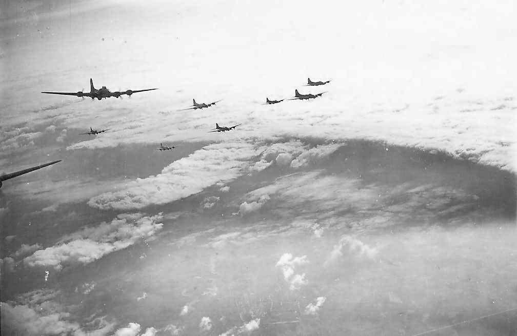 B-17 bombers over Freckenhorst