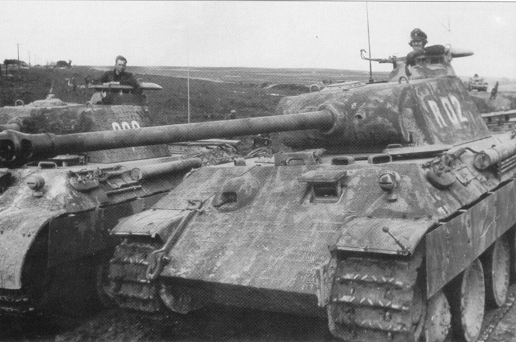 Panthers of <i>SS-Panzer</i> Regiment 5