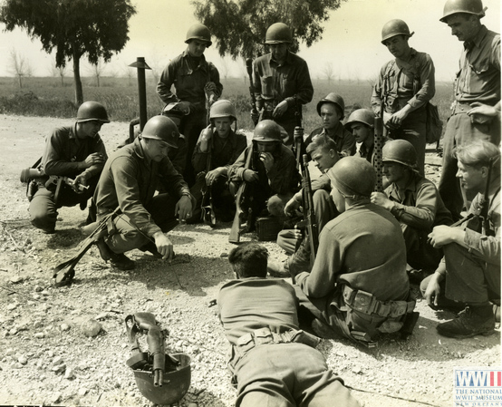 US patrol is briefed