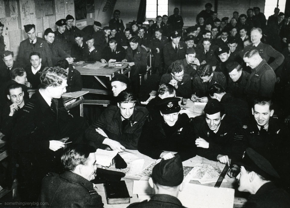 463 Squadron crews in the briefing