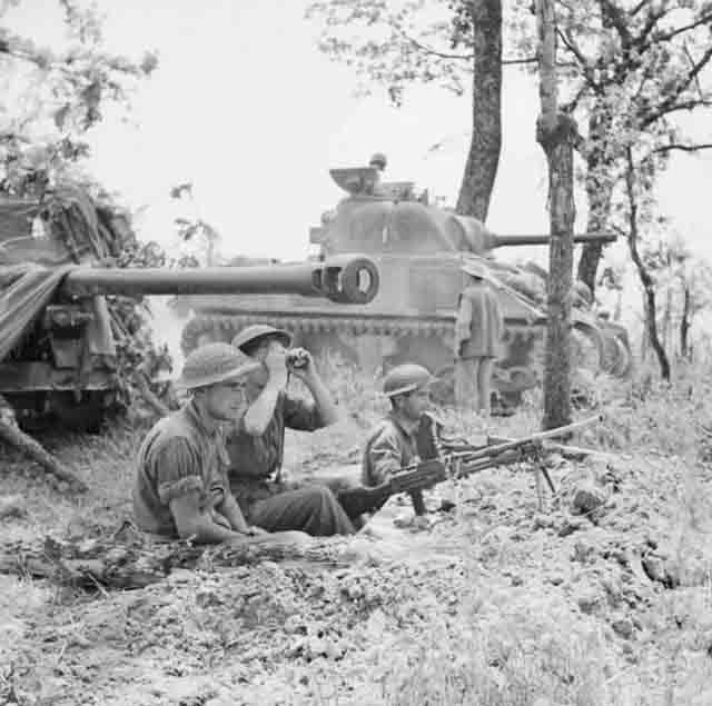 A 17-pdr Anti-Tank Gun and Crew