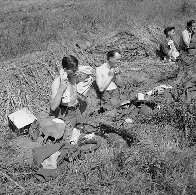 Wash and Shave in Slit Trenches