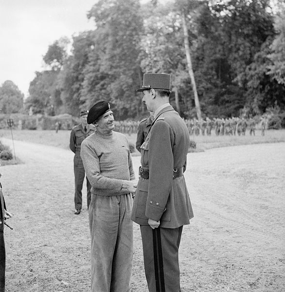 de Gaulle with General Montgomery