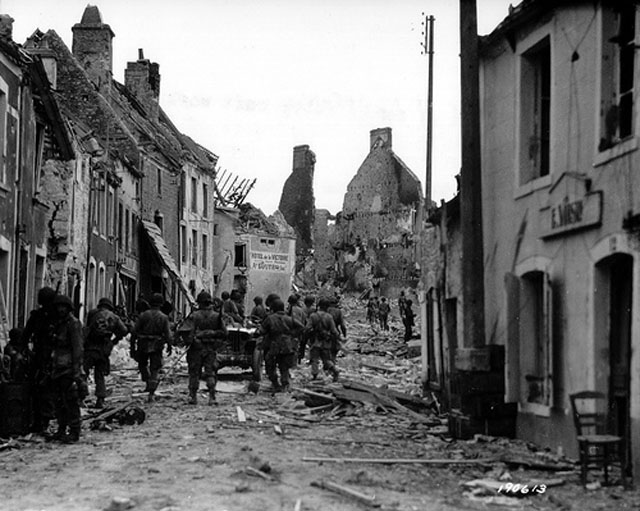 Airborne Soldiers in Saint Sauveur-le-Vicomte