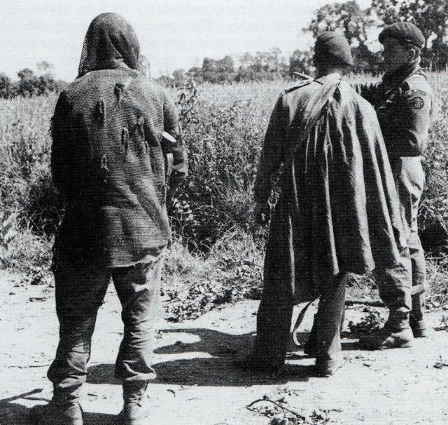 CAMOUFLAGED BRITISH COMMANDO SNIPERS