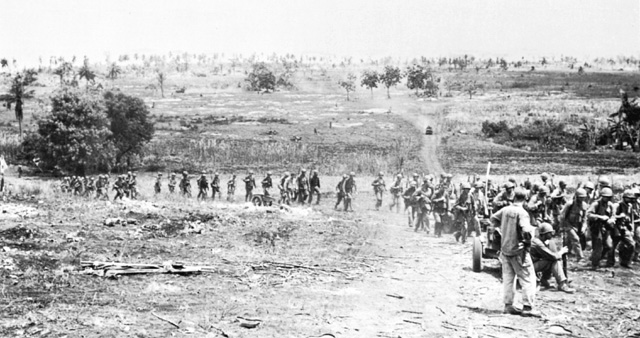 US troops moving inland