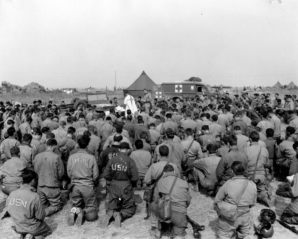 Seabees Giving Thanks