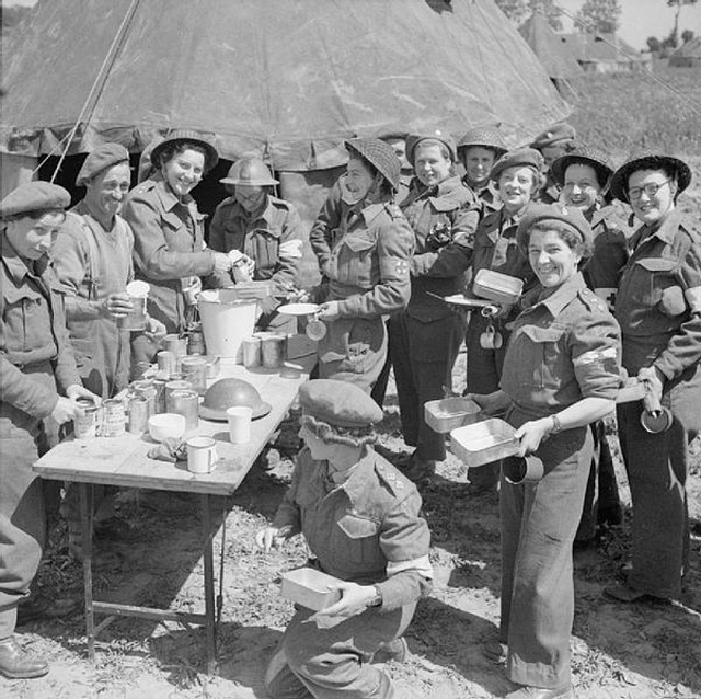 Lunchtime at the 88th General Hospital