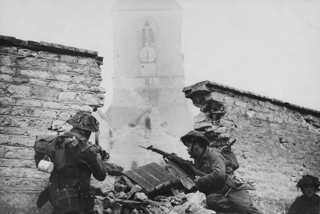 Soldiers of the 6th Battalion Scots Fusiliers