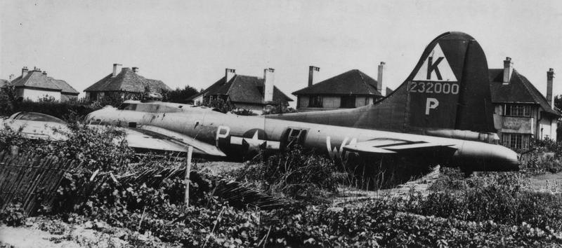 B-17 Crash Landing at Felpham, Sussex