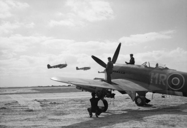 Hawker Typhoon Mark IBs