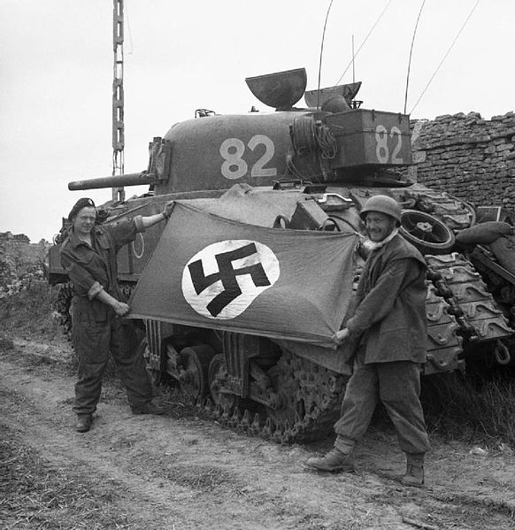 A Sherman tank crew