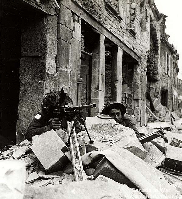 Infantry Men with a Bren Gun