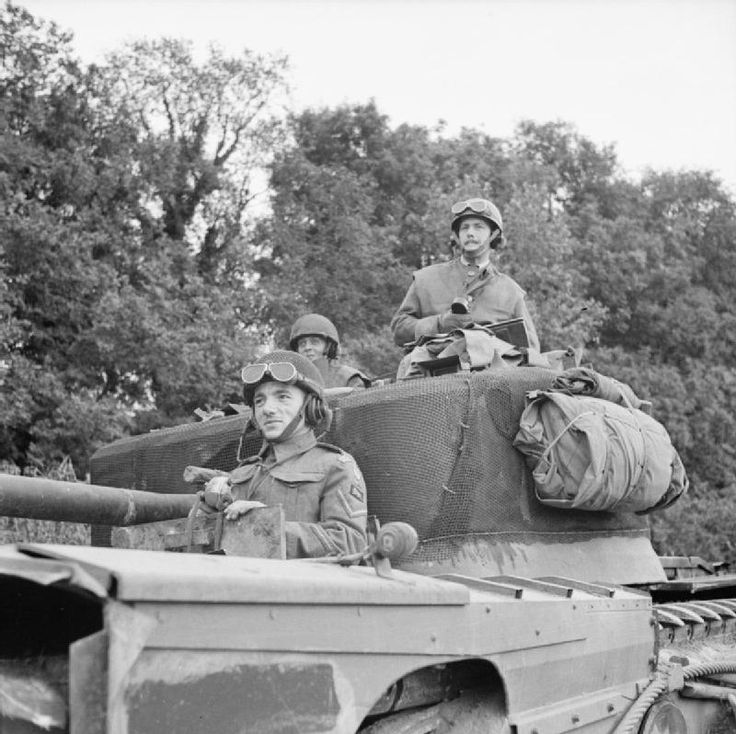 Churchill Tank Crew